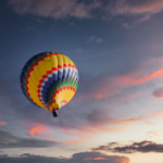 Festival de Balonismo leva voos, Night Glow e shows gratuitos para Viana