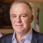Renato Casagrande participa de debate sobre democracia nesta segunda (6)
