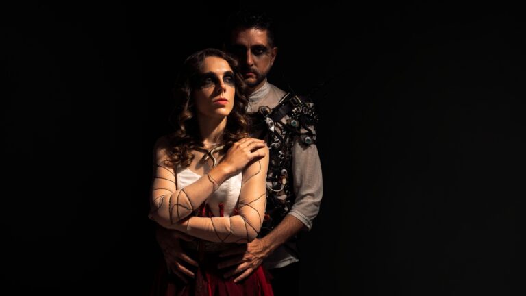 Peça 'Capitu e Bentinho' retorna ao palco do Theatro Carlos Gomes, em Vitória 9 Peça ‘Capitu e Bentinho’ retorna ao palco do Theatro Carlos Gomes, em Vitória