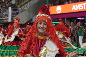 GOLD homenageia baianas do Carnaval capixaba em encontro com cultura e serviços