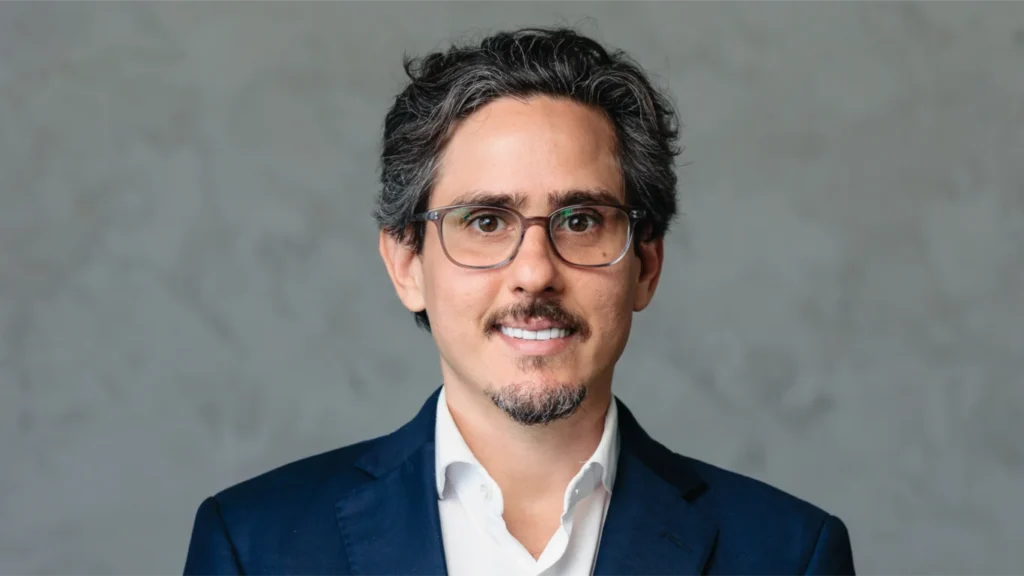 Apex Partners afasta presidente após identificar inconsistências financeiras