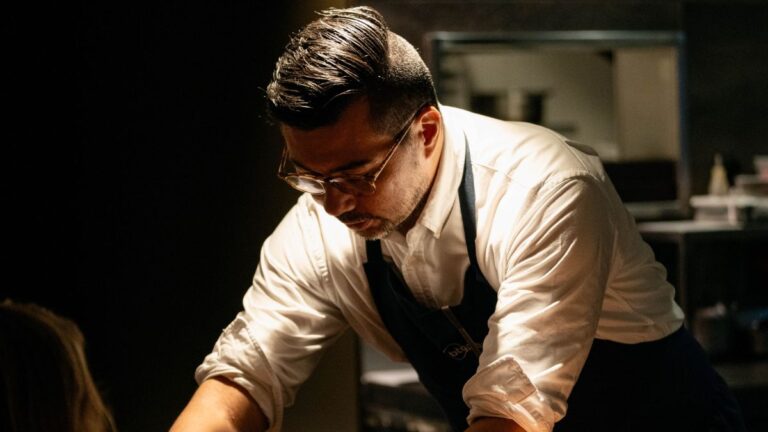 Pela primeira vez, chef de restaurante com duas estrelas Michelin cozinha no ES