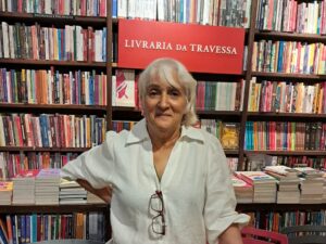 Sandra Medeiros participa de bate-papo sobre literatura e trajetória da Revista ÍMÃ em Vitória