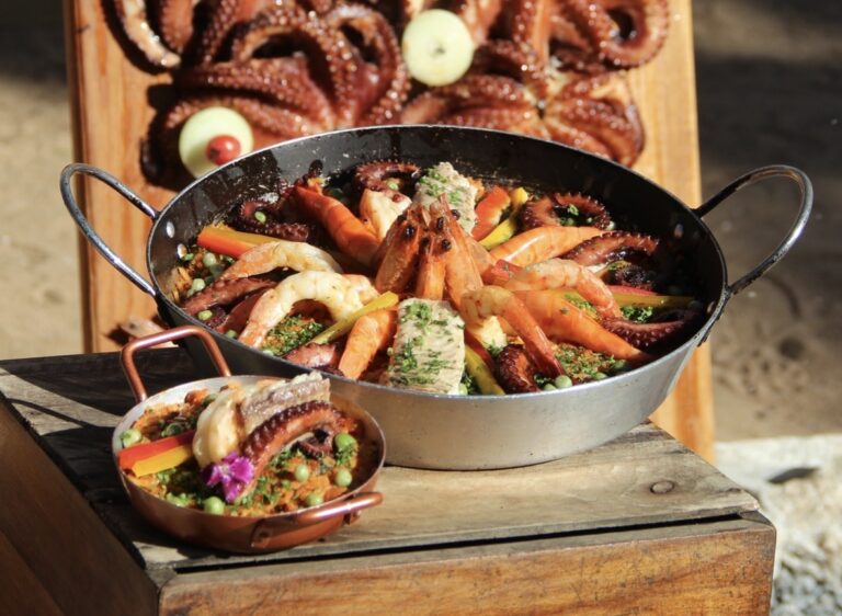 Manguinhos Gourmet terá aulas-show gratuitas de paella, vinho e risoto na Serra
