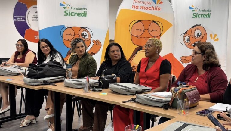 Programa capacita professores para levar educação financeira às escolas públicas capixabas