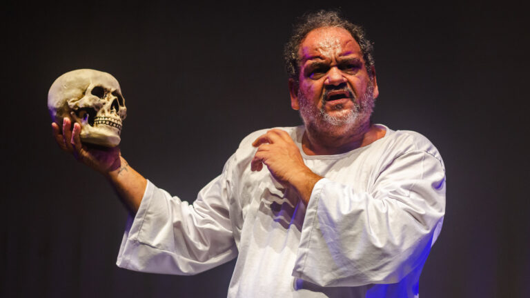 Festival leva teatro, circo, cinema e oficinas para espaços do Centro de Vitória