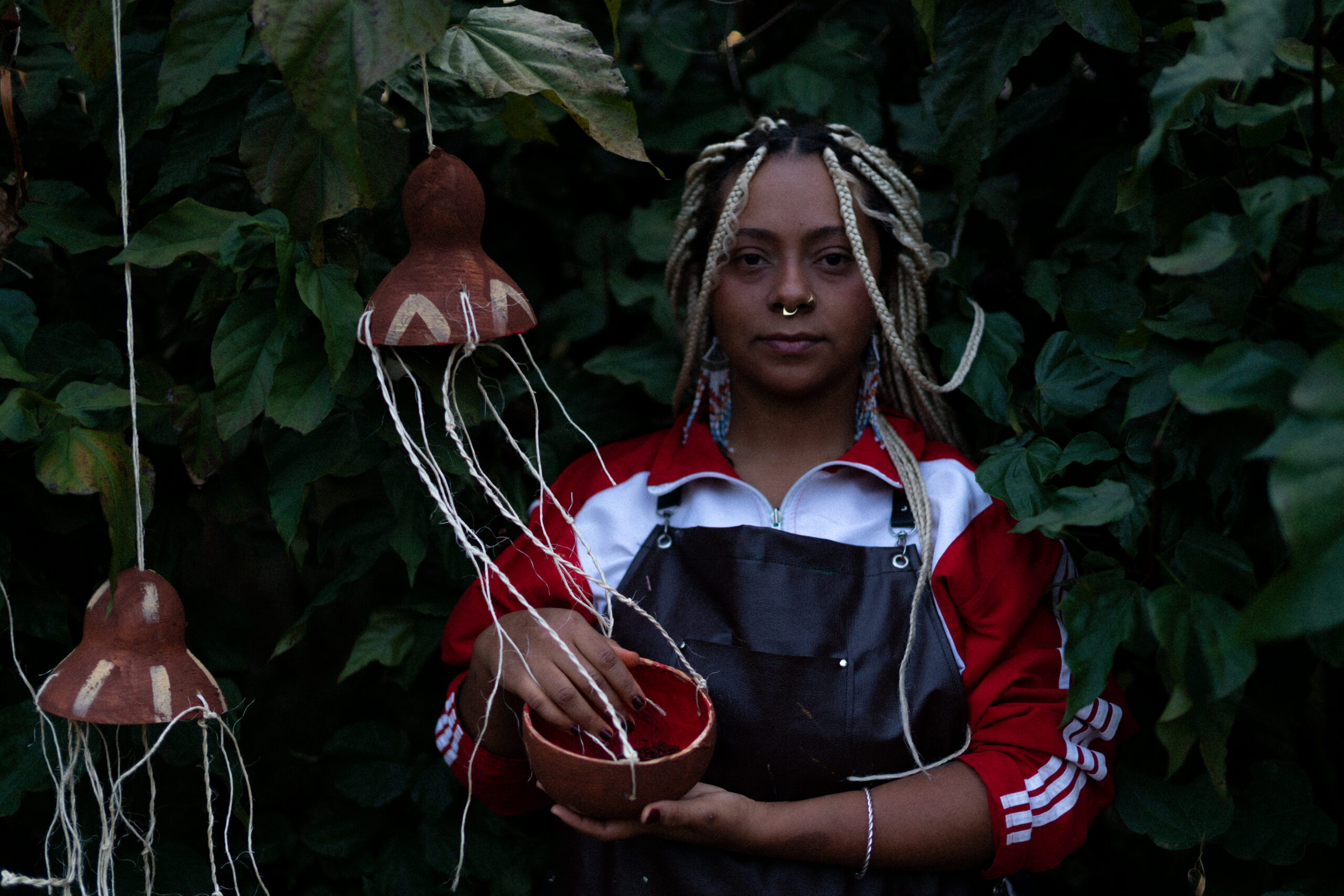 Ione Reis resgata tradições afro-indígena em exposição inédita em Vitória 5 vixfeed 79c32d8d 8b56 4aea 9571 3c10f60cbe0a scaled